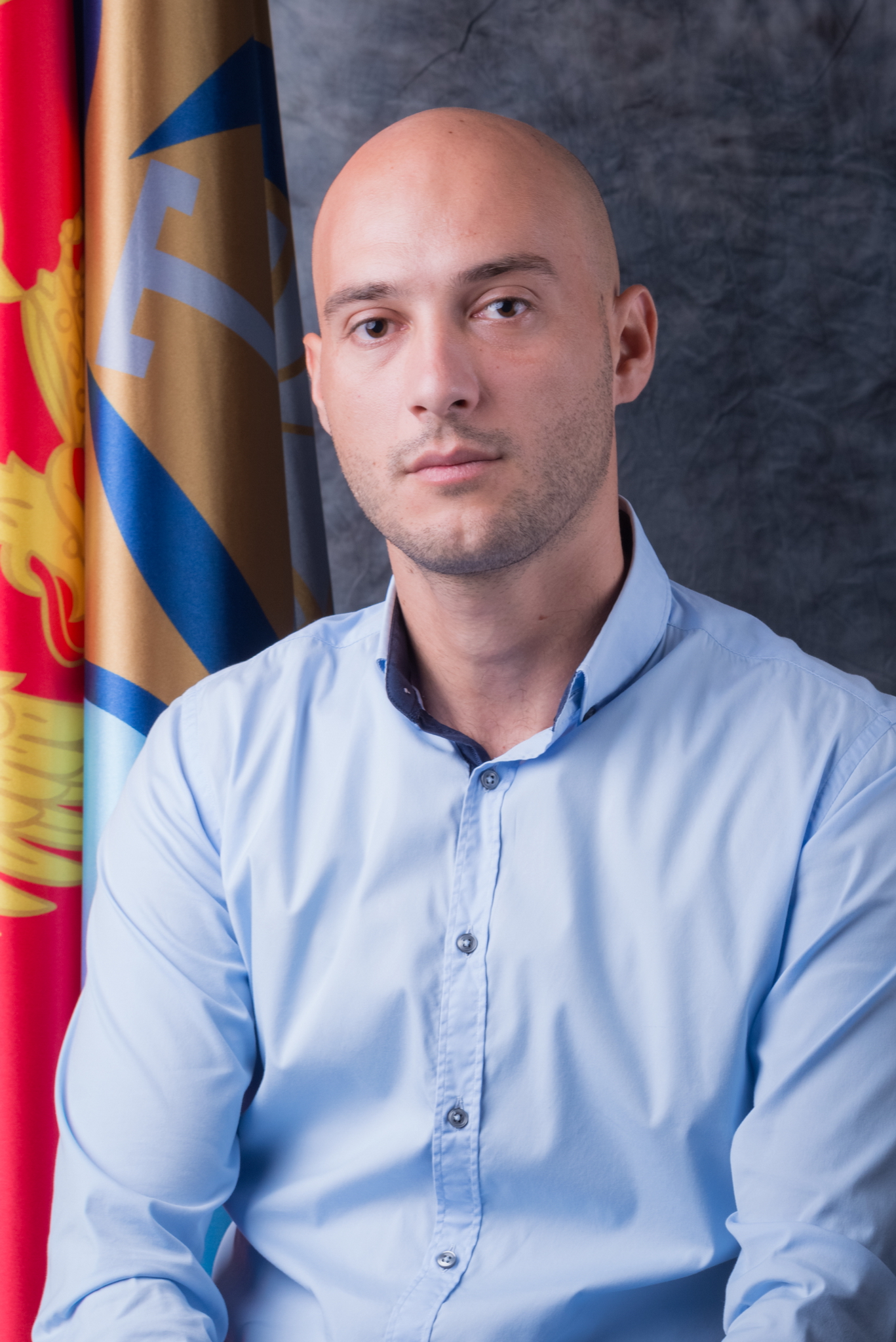 Secretary of the Assembly slika profil